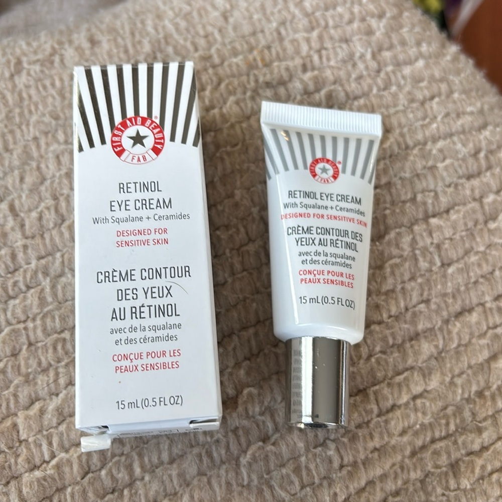 New First Aid Beauty  Retinol Eye Cream with Squalane + Ceramides 15 mL